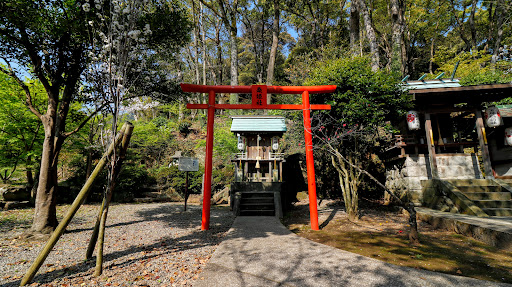 淵神社