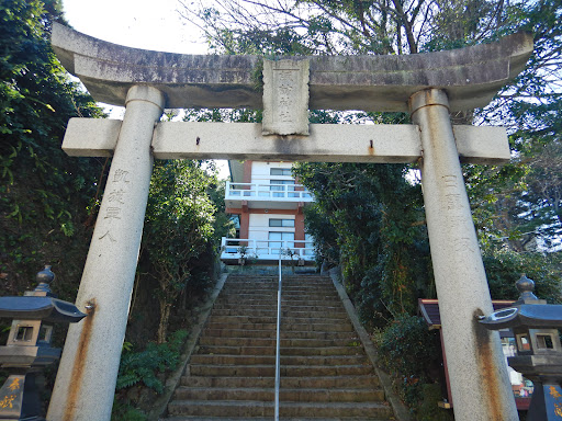 大浦諏訪神社