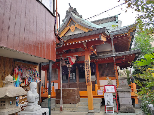 豊受稲荷本宮