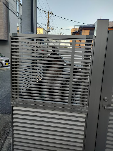 小さな祠